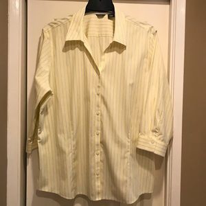 NWOT Women’s Eddie Bauer button down shirt sz XXL